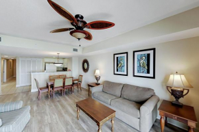 The Grand Strand Unit 808